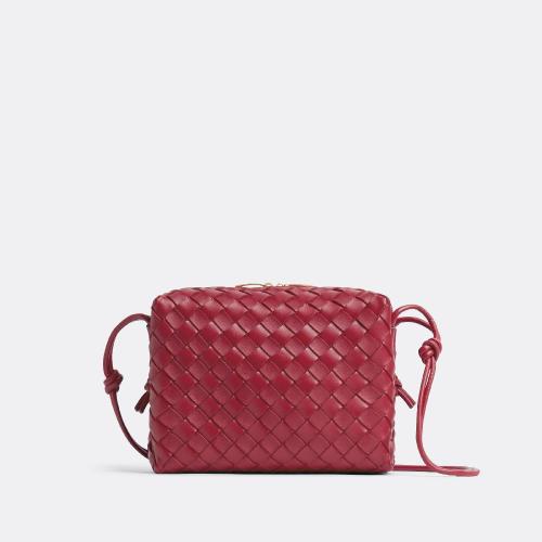  BV葆蝶家 22年秋冬 女士 收纳包 sac camera loop petit format 680255V1G116390