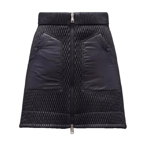  MONCLER蒙可蒙克莱 22年秋冬 女士 半身裙 Padded Skirt H20932D00002539AQ999