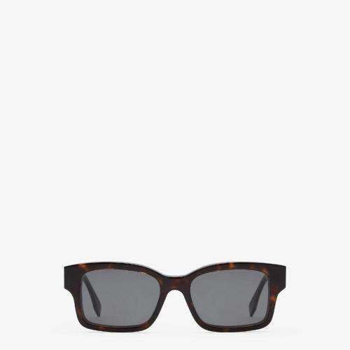  FENDI芬迪 22年秋冬 女士 太阳眼镜 OLock FOL030V1RF1HTM