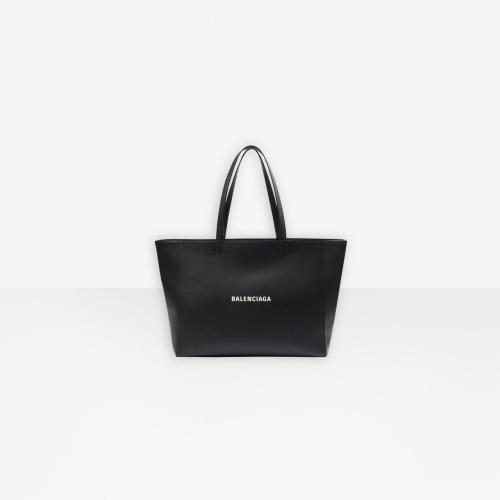  BALENCIAGA巴黎世家 22年秋冬 男士 手提包 EVERYDAY EAST-WEST TOTE BAG 618284DLQ4N1000 预定商品1-3周发货