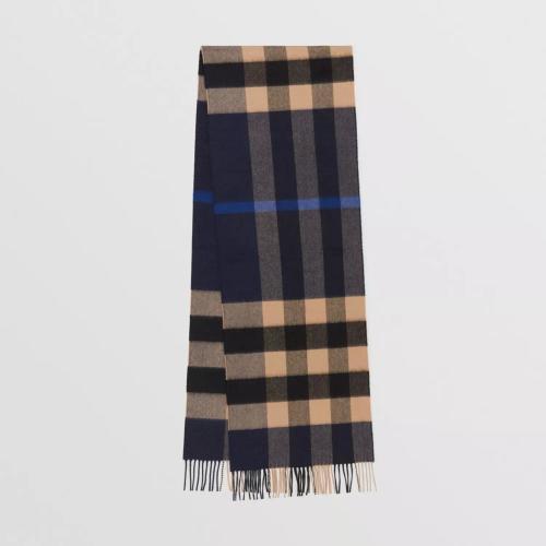  BURBERRY 22年秋冬 女士 格纹羊绒围巾 80223491 预定商品1-3周发货
