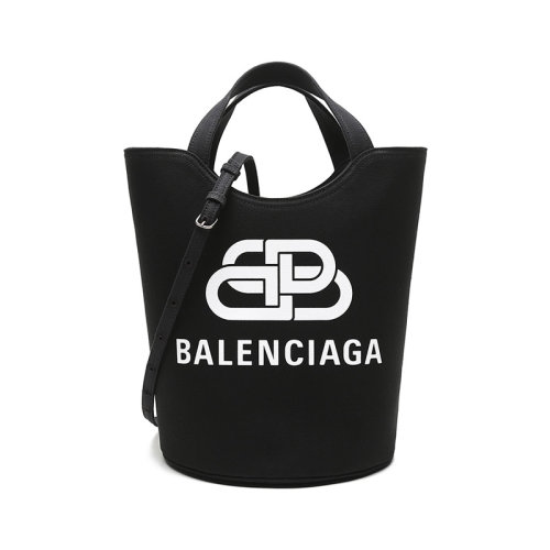 Balenciaga/巴黎世家 女士织物手提单肩斜挎包水桶包托特包M码 599332 2HH13