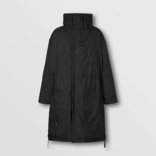  BURBERRY 22年秋冬 男士 便携式连帽 Horseferry 印花风雪大衣 80581331