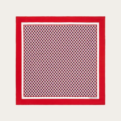  VALENTINO华伦天奴 22年秋冬 女士 围巾 FOULARD EN SOIE VEEHIVE 90?X?90?CM 1W2EI114JYSK