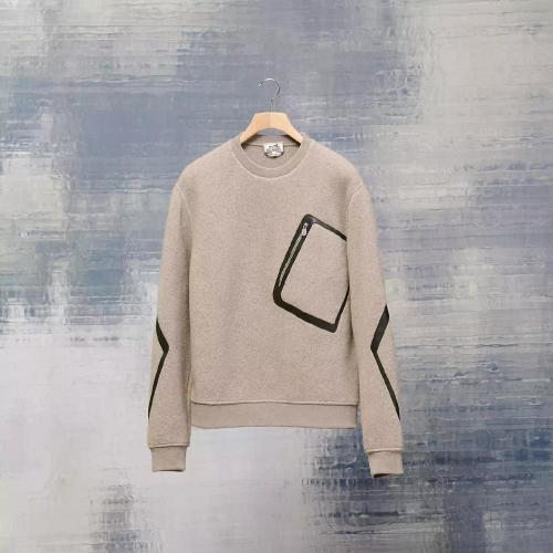  HERMES爱马仕 22年秋冬 男士 长袖衬衫 Sweat col rond details cuir H267540HA1WLA