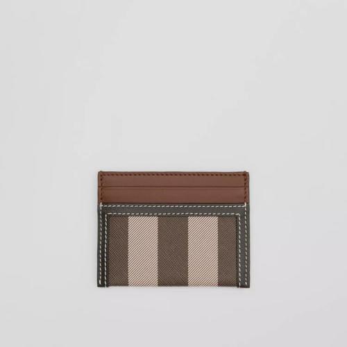  BURBERRY 22年秋冬 女士 格纹拼双色皮革卡片夹 80623011