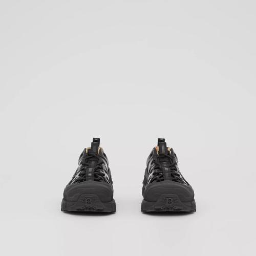  BURBERRY 22年秋冬 女士 尼龙拼漆皮 Arthur 运动鞋 80361661 预定商品1-3周发货