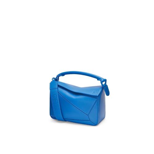  LOEWE罗意威 22年秋冬 女士 单肩包 Small Puzzle bag in satin calfskin A510S21X88-9585