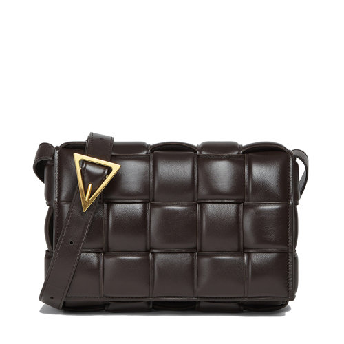 Bottega Veneta/葆蝶家 21新款PADDED CASSETTE系列 女士深巧克力色小羊皮双面编织单肩斜挎豆腐包591970VCQR12132