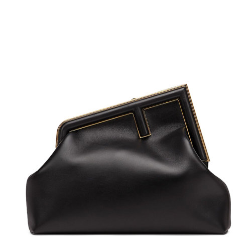 FENDI/芬迪 20  FENDI FIRST系列 女士中号黑色小羊皮斜向F形搭扣单肩斜挎手拿包8BP127ABVEF0KUR