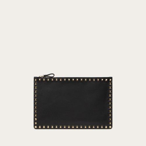  VALENTINO华伦天奴 22年春夏 女士 手拿包 PO*w*CHETTE ROCKSTUD EN VEAU WW2P0269BOL0N*w* 预定商品1-3周发货