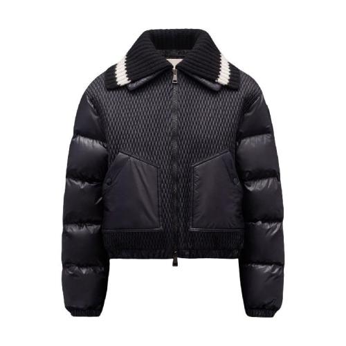  MONCLER蒙可蒙克莱 22年秋冬 女士 羽绒服 Apront Short Down Jacket H20931A00018539AQ999
