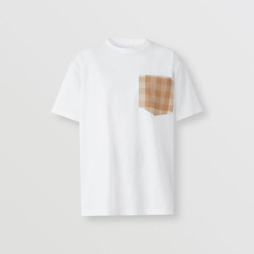  BURBERRY 22年秋冬 女士 格纹口袋棉质宽松 T 恤 80559041