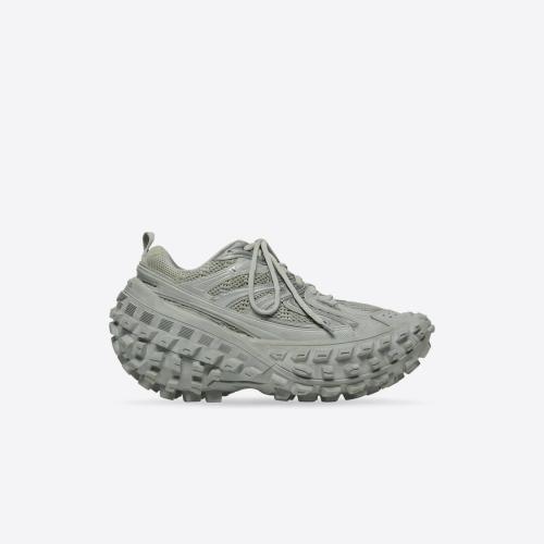  BALENCIAGA巴黎世家 22年秋冬 女士 休闲运动鞋 Womens Defender Trainers in Grey 685611W2RA