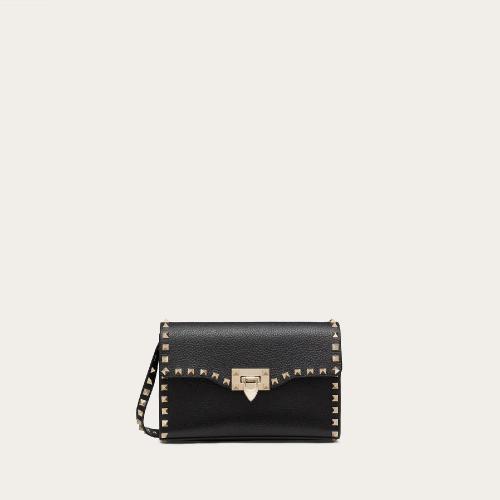  VALENTINO华伦天奴 22年春夏 女士 单肩包 PETIT SAC a BANDOULIERE ROCKSTUD EN VEAU IMPR 预定商品1-3周发货