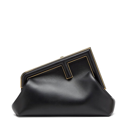 FENDI/芬迪 20  FENDI FIRST系列 女士小号黑色小羊皮斜向F形搭扣单肩斜挎手拿包8BP129ABVEF0KUR