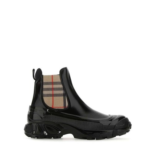 BURBERRY/博柏利 巴宝莉女鞋 时尚百搭 女士黑色短靴 80217991