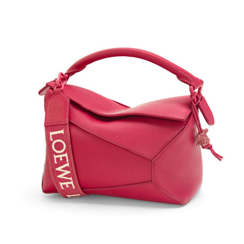 LOEWE/罗意威 22新款 Puzzle Edge系列 女士小号宝石红釉缎面小牛皮同色金属配饰兔子吊饰拆卸调节肩带手提单肩斜挎拼图包A510P60X24-8603