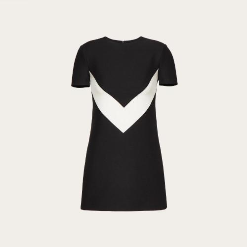  VALENTINO华伦天奴 22年秋冬 女士 连衣裙 ROBE EN CREPE COUTURE 1B3VAZY01CF0NA