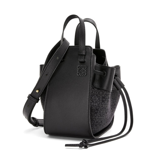 LOEWE/罗意威 20  Hammock系列 女士迷你无烟煤色/黑色小牛皮抽绳封口吊床束带单肩手提包0010592947