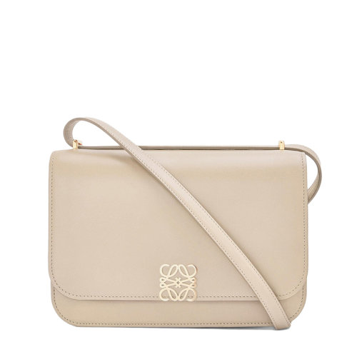 LOEWE/罗意威 Goya系列 女士幽灵白色小牛皮金色徽标装饰翻盖斜挎单肩包0010640563