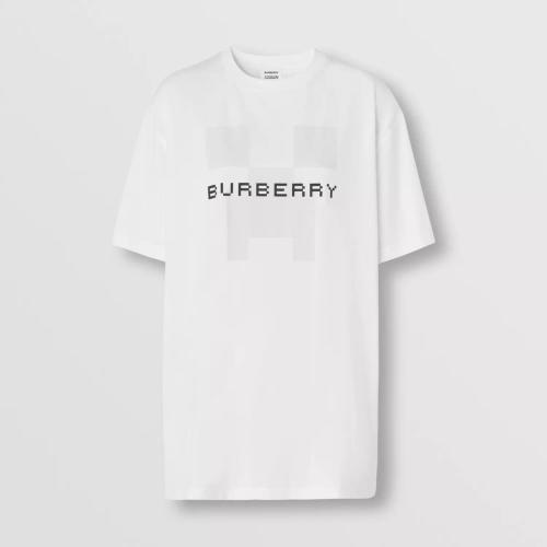  BURBERRY 22年秋冬 女士 徽标印花棉质宽松 T 恤衫 80644061