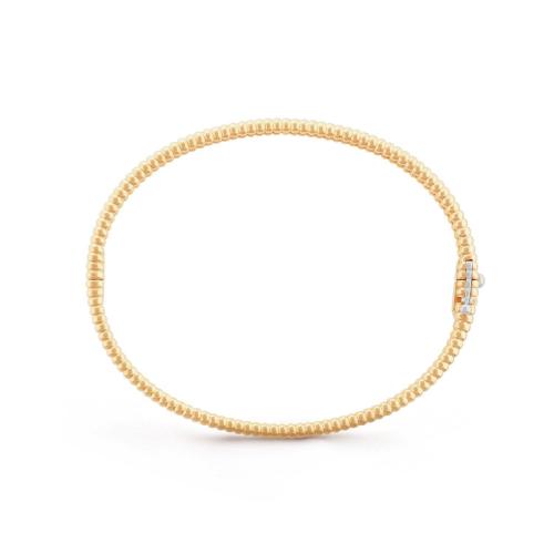  VCA梵克雅宝 22年秋冬 女士 手链 Perlee钻石手镯，单排镶钻设计，中号款式 VCARP27B00 预定商品1-3周发货