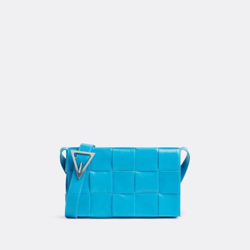  BV葆蝶家 22年秋冬 男士 单肩包 cassette 667298VCQ714617