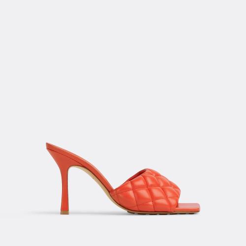 BV葆蝶家 22年秋冬 女士 高跟凉鞋 mules padded 592015VBRR06597