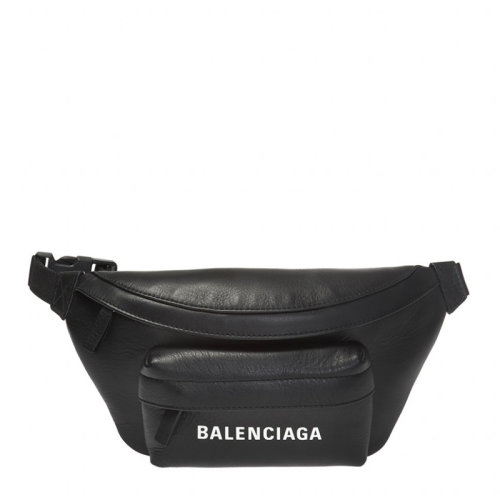 Balenciaga/巴黎世家 女士黑色羊皮经典字母徽标装饰拉链开合单肩包斜挎包胸包腰包女包 579617-DLQQN-1000
