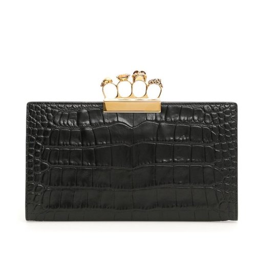 Alexander McQueen/亚历山大麦昆 女包 骷髅头 四环 鳄鱼压纹 女士黑色皮革手拿包 554147DZT0M1000