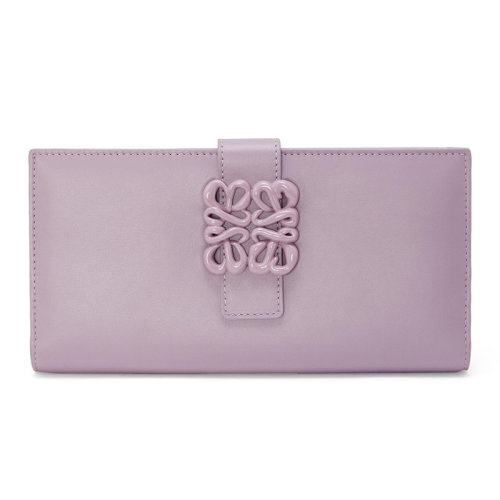 LOEWE/罗意威 23春夏新款 Anagram系列 女士长款淡紫红色釉小牛皮同色系标志翻盖开合钱包C821S24X01-4534