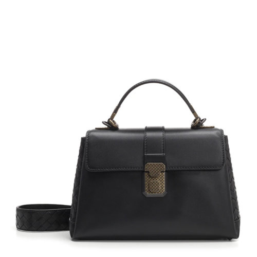 Bottega Veneta/葆蝶家  黑色小牛皮时尚百搭女士单肩包手提包