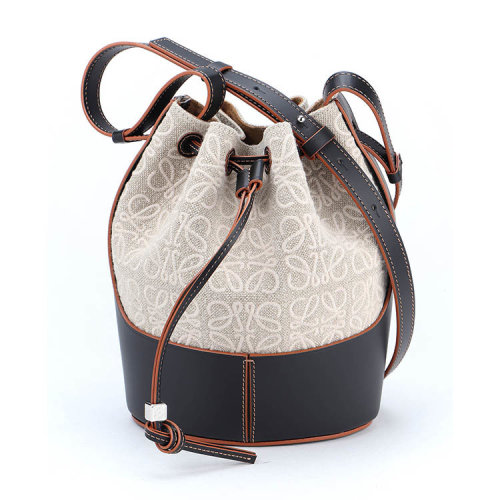 LOEWE/罗意威  女士 女包时尚百搭拼色织物配皮抽绳可调节肩带斜挎单肩包 A710C31X14-2165