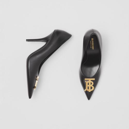 BURBERRY 22年秋冬 女士 专属标识装饰尖头高跟鞋 80558891