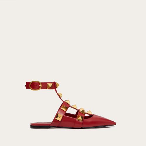 VALENTINO华伦天奴 22年秋冬 女士 平底凉鞋 BALLERINES ROMAN STUD EN CUIR DE VEAU XW2S0BY5 预定商品1-3周发货