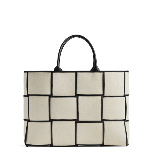 Bottega Veneta/葆蝶家 22新款Arco Tote系列 女士大号自然色/黑色Intreccio编织帆布手提托特包710196VMBN39811