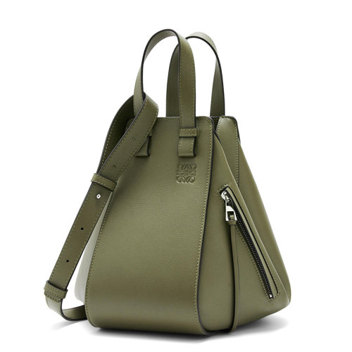 LOEWE/罗意威  Hammock系列 女士小号浅鳄梨绿经典小牛皮徽标印花可拆卸可调肩带单肩斜挎手提包0010593135