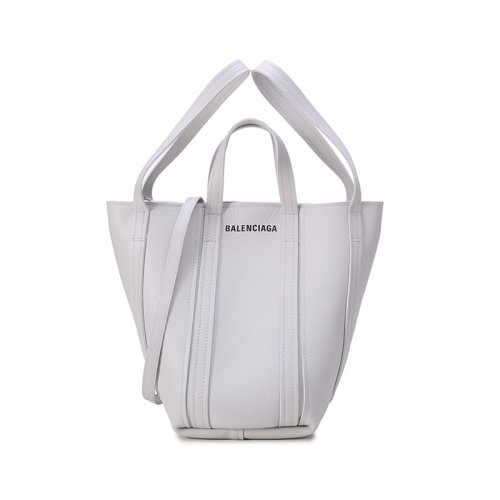Balenciaga/巴黎世家【22春夏新款】女士牛皮EVERYDAY North-South手提单肩斜挎包托特包 672791 15YUN