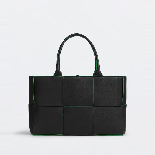  BV葆蝶家 22年秋冬 女士 手提包 sac arco tote moyen format 609175V1Q711091