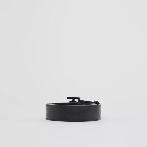  BURBERRY 22年秋冬 男士 专属标识装饰格纹压花皮革腰带 80548831