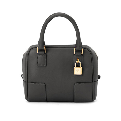 LOEWE/罗意威 22年新款Amazona16系列 女士黑色粒面纳帕小牛皮方形金属挂锁肩背斜挎手提包A039N21X01-1100