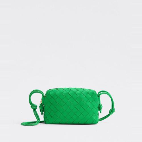  BV葆蝶家 22年秋冬 女士 单肩包 loop 680254V1G113722