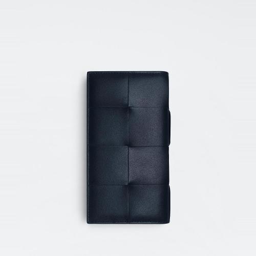  BV葆蝶家 22年秋冬 男士 钱包 portefeuille grand format 679845VBWD28838