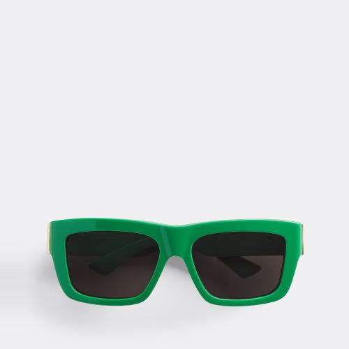 BV葆蝶家 22年秋冬 女士 太阳眼镜 angle 712691V23303342