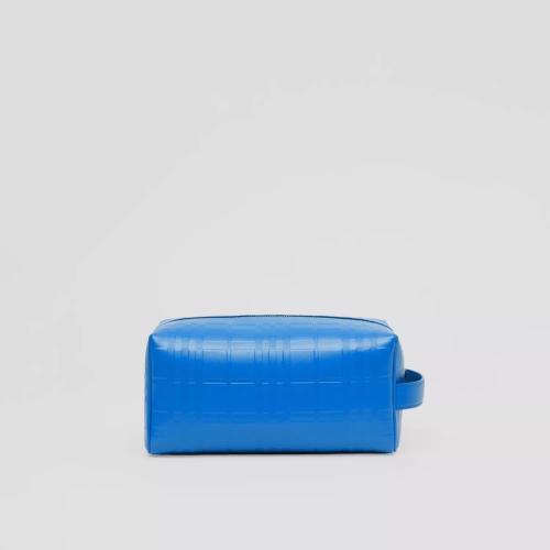  BURBERRY 22年秋冬 男士 格纹压花皮革旅行收纳袋 80577141