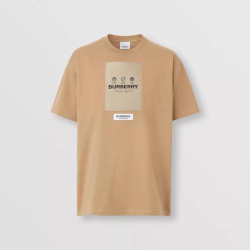  BURBERRY 22年秋冬 男士 标签贴花棉质宽松 T 恤衫 80575301