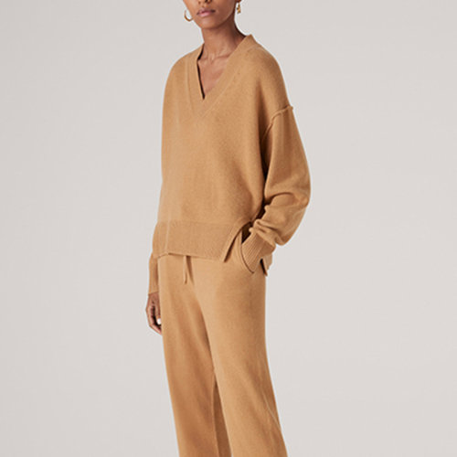 St.John/盛蔷2020冬季新款棕色V领宽松毛绒女士针织衫/毛衣K5110J3