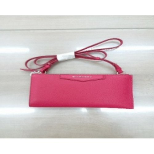 Givenchy/纪梵希 女士黑色牛皮革单肩包 BC06836012 001 PLSX