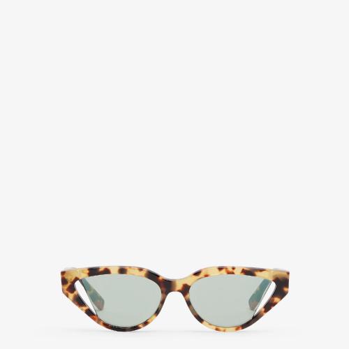  FENDI芬迪 22年秋冬 女士 太阳眼镜 时装秀太阳镜 FOL002V1PF1FV4